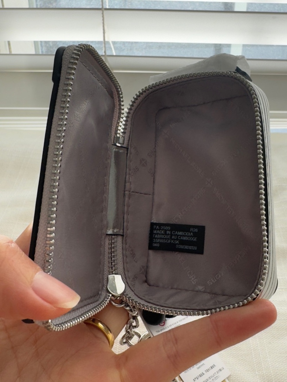 MICHAEL KORS Suitcase Bag Charm🧳-NWT - Picture 8 of 14